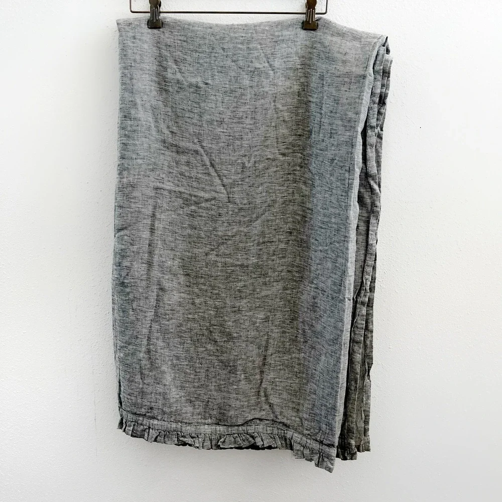 WEST ELM 100% Linen Flat Sheet + Fitted Sheet Full Size